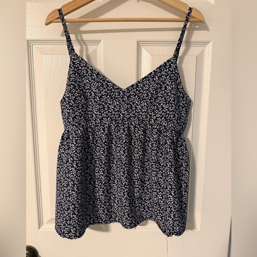3/$20 SHEIN Navy Blue Floral Camisole Top